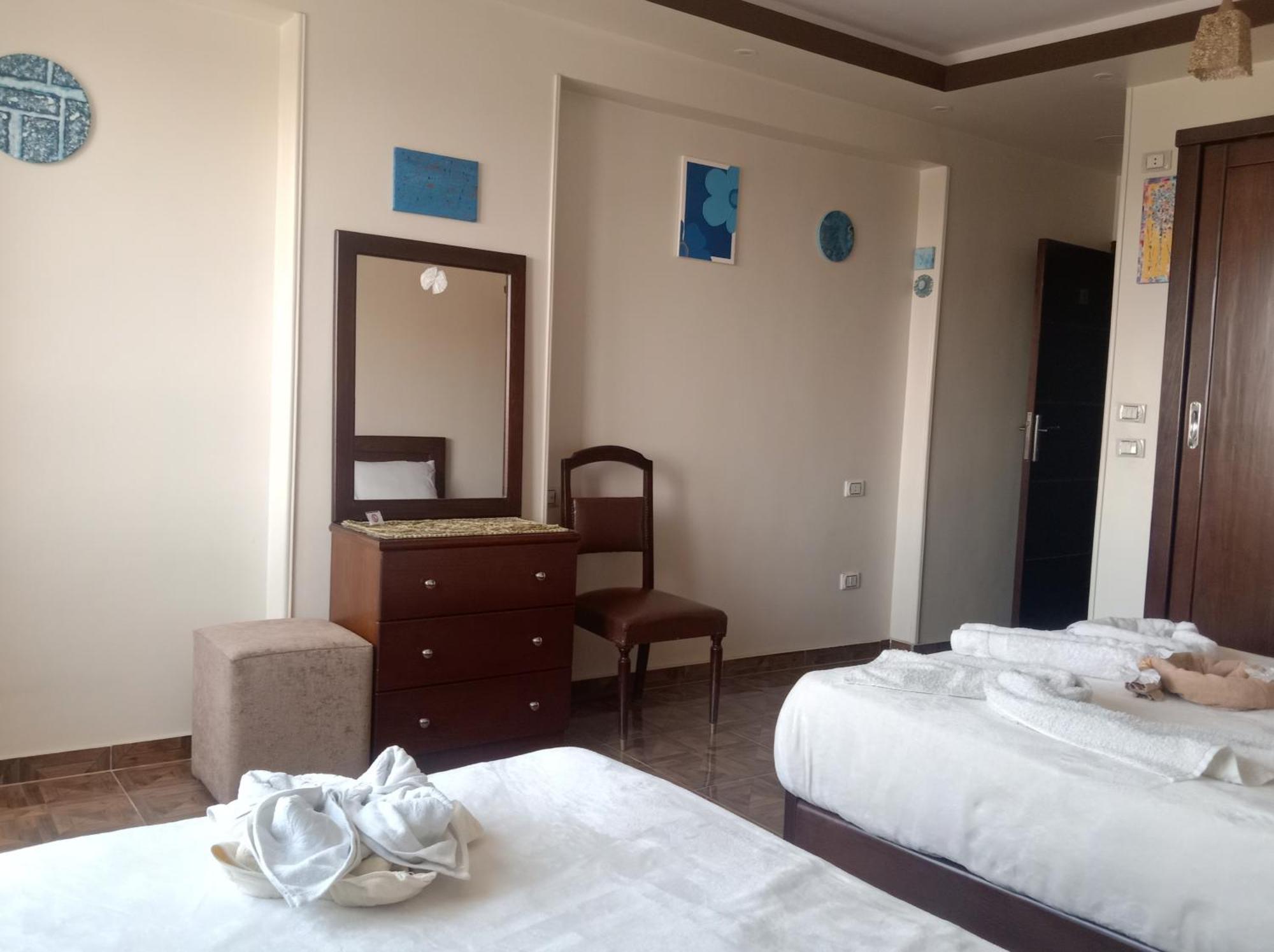 Isis Guest House Nazlet el-Sîsi Kültér fotó